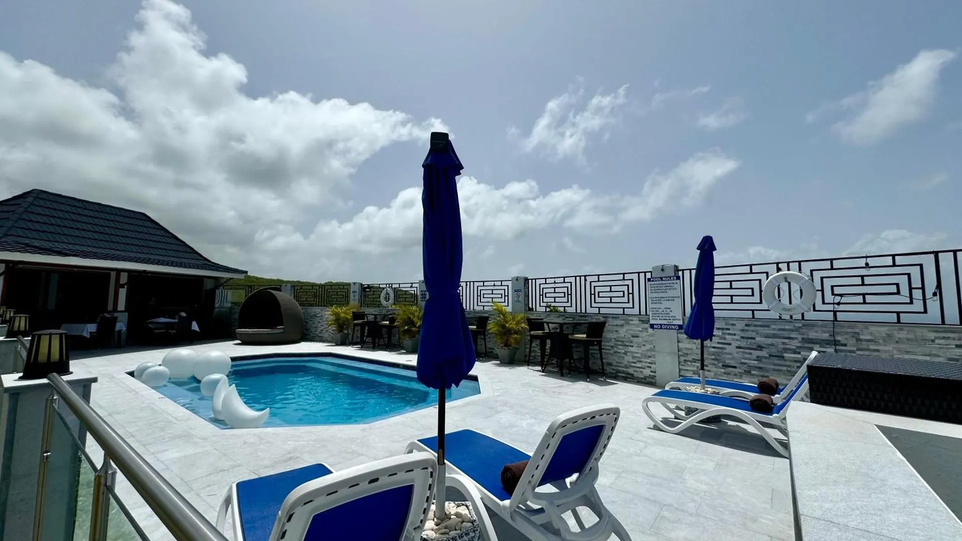 Hospitality Expert Bts 1 - Pool Beach & Chef Montego Bay