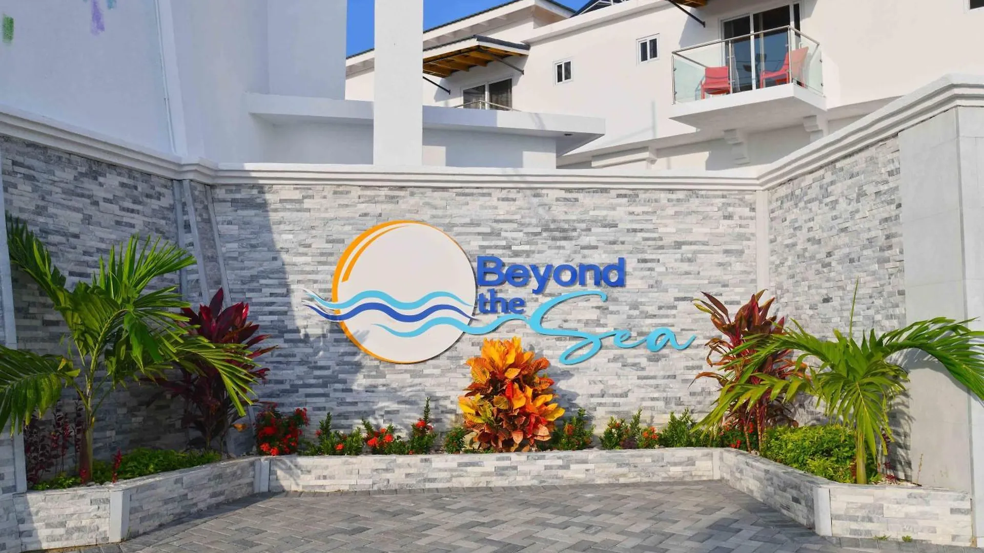Hospitality Expert Bts 1 - Pool Beach & Chef Montego Bay