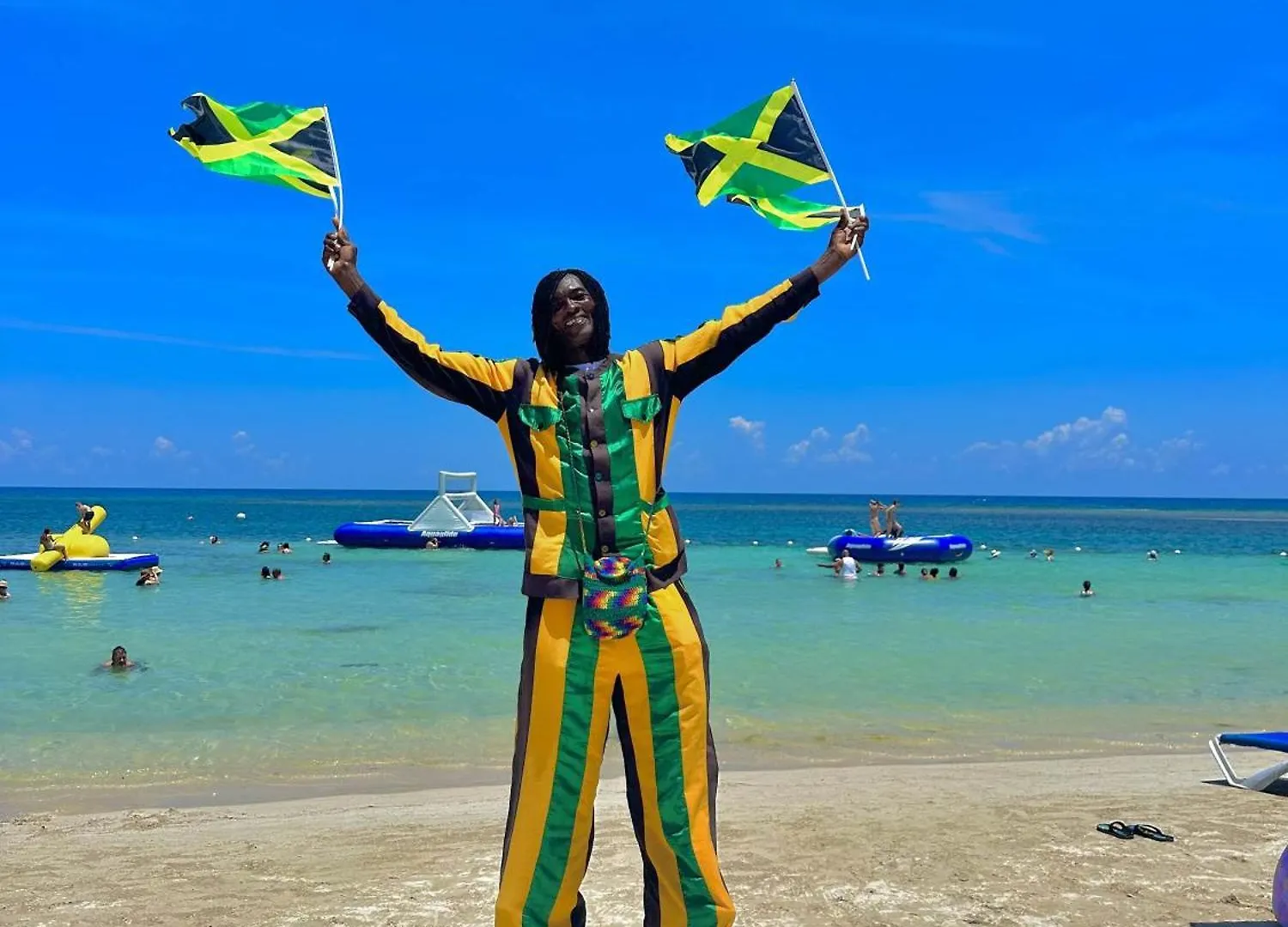 Hospitality Expert Bts 1 - Pool Beach & Chef Montego Bay Jamaica